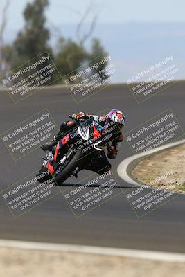 media/Jun-07-2025-TrackDaz (Sat) [[4413525952]]/B Group/1120am (Turn 2)/